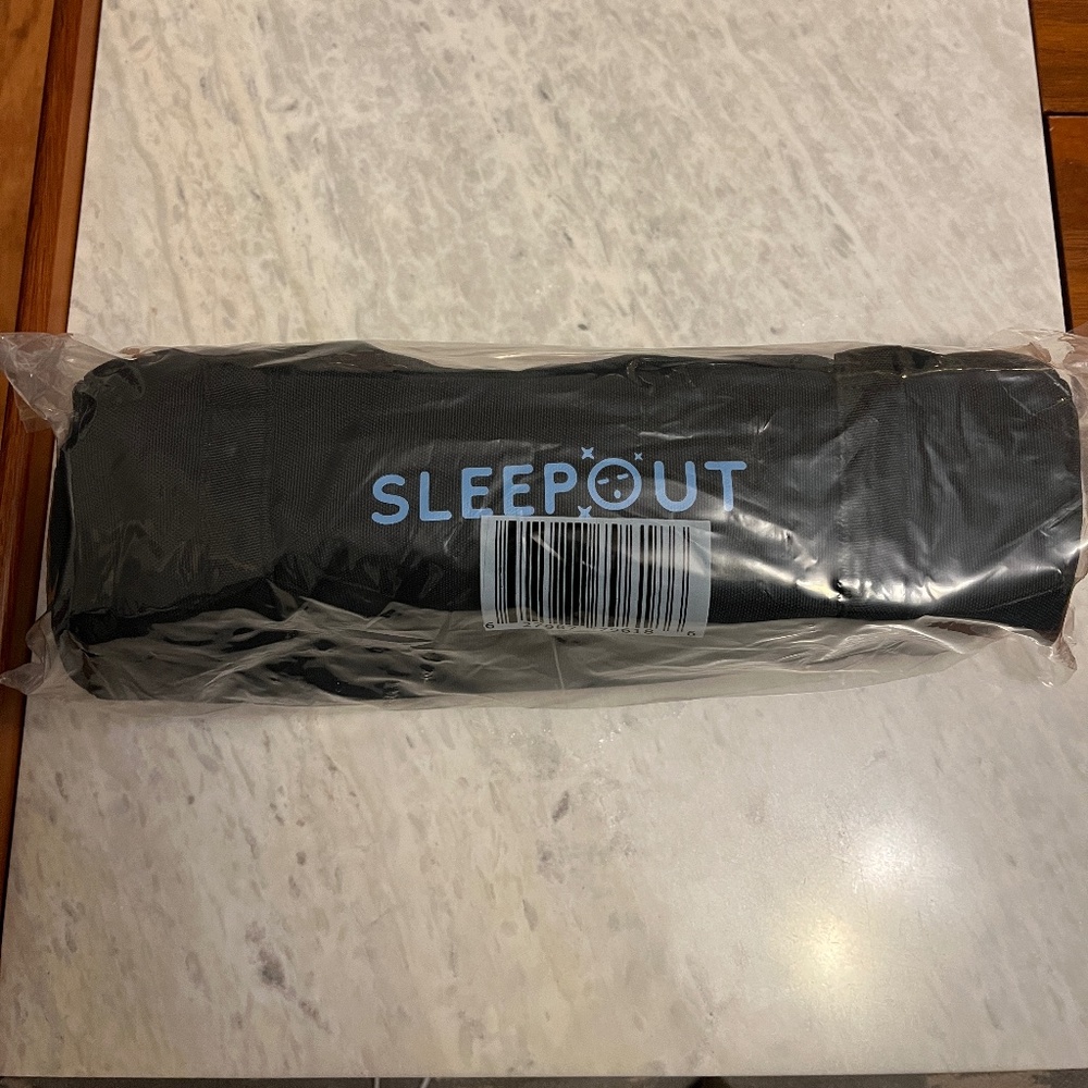 The Sleepout Portable Blackout Curtain 2.0 (NWT)